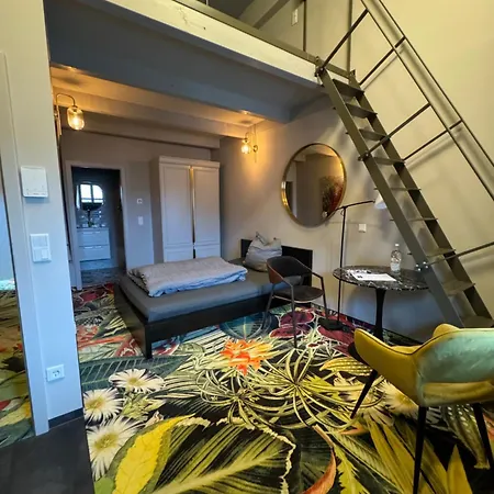 Pebbles By Ring Ξενοδοχείο *