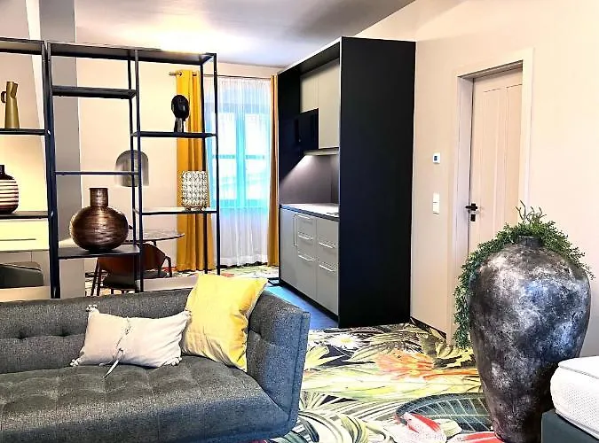 Hotel Pebbles By Ring *