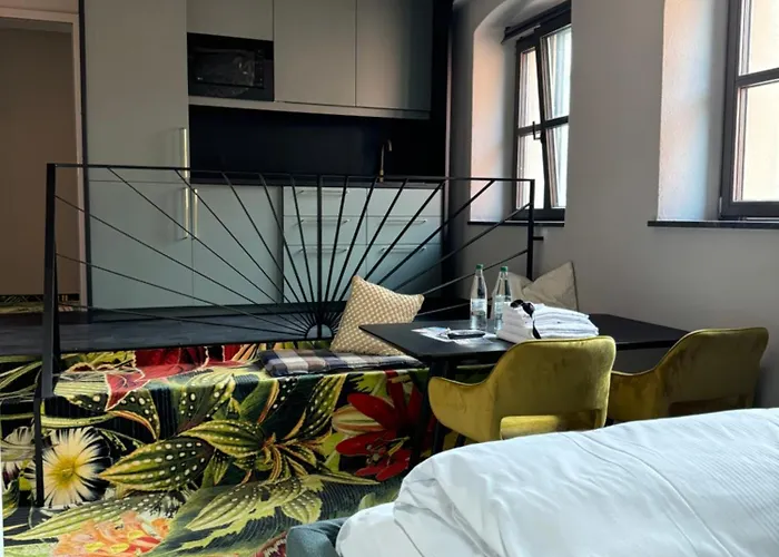 Pebbles By Ring * Regensburg