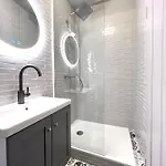 Pebbles By Ring Hotel *
