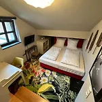 Pebbles By Ring Hotel *