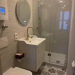 Pebbles By Ring Hotel *