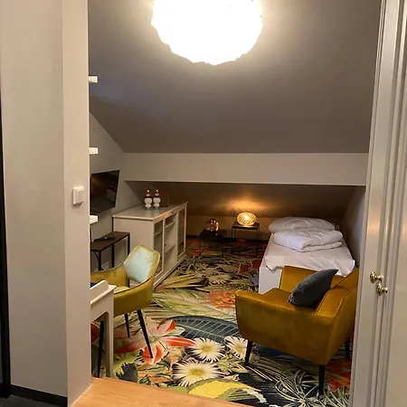 Pebbles By Ring Hotel *