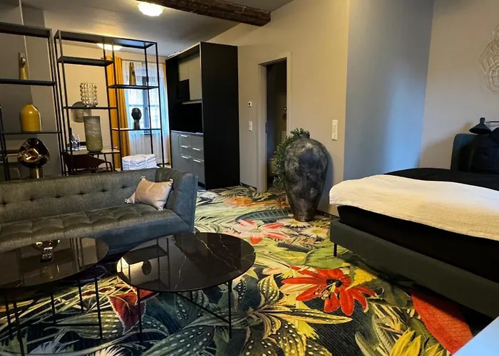 Pebbles By Ring * Regensburg