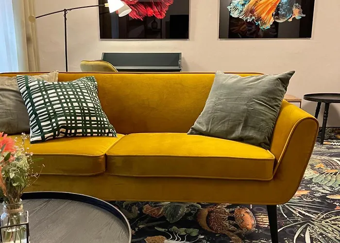 Pebbles By Ring Regensburg