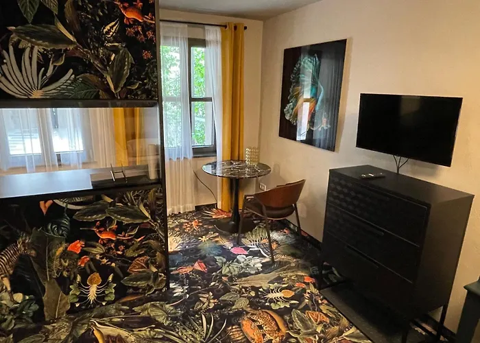 Hotel Pebbles By Ring *