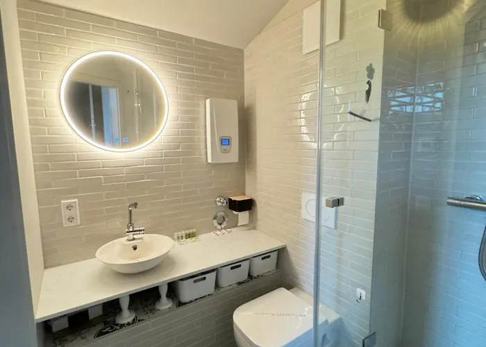 Pebbles By Ring Regensburg