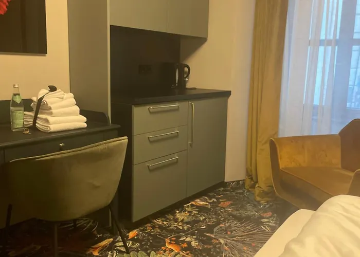 Pebbles By Ring Regensburg