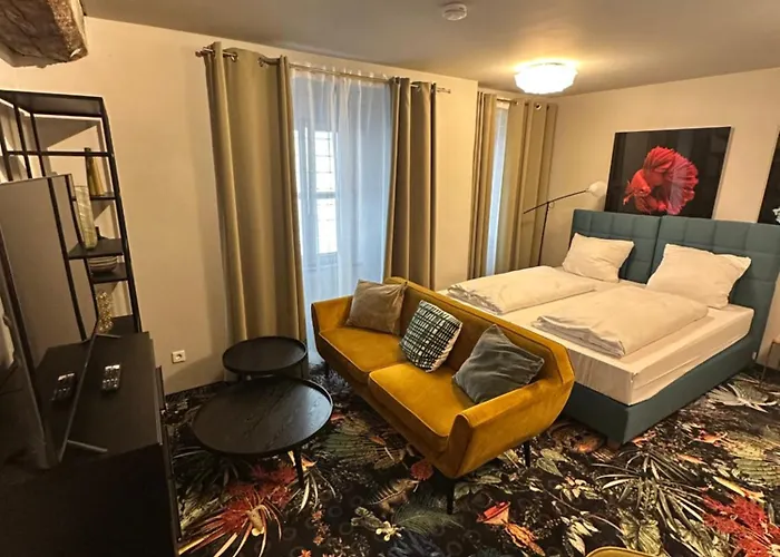 Hotel Pebbles By Ring